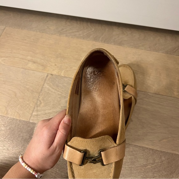 UGG Women’s Leather Moccasins in Tawny, Size 7, Tan - Picture 6 of 11